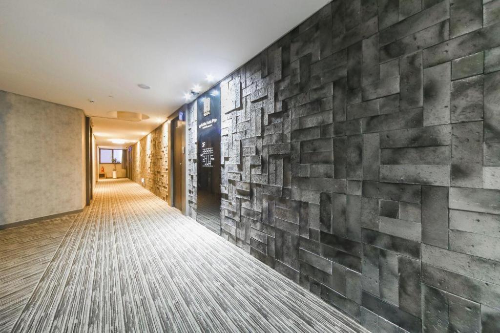 Geoje Win Hotel エクステリア 写真