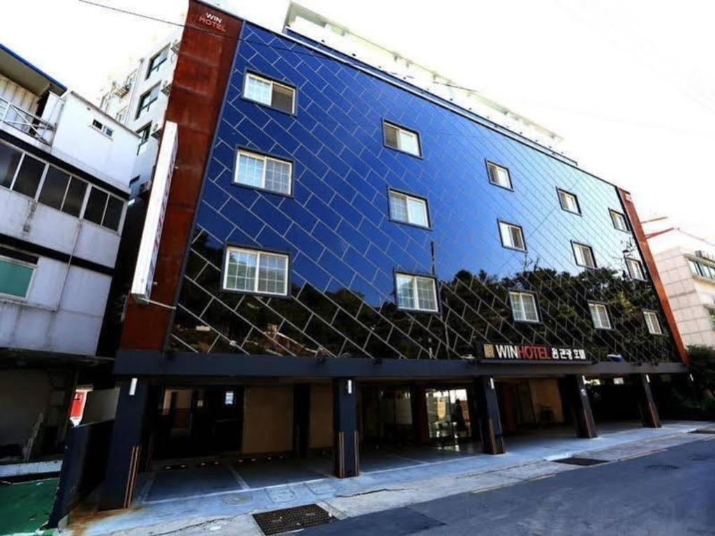 Geoje Win Hotel エクステリア 写真